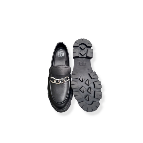 Women's Black Lug Loafers from No Boundaries - Picture 7 of 8